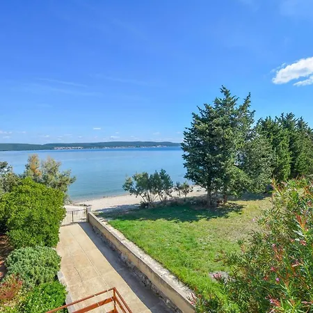 House Cvit Feriehus Dobropoljana