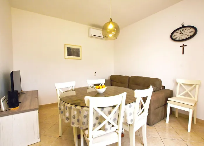 House Cvit * Dobropoljana